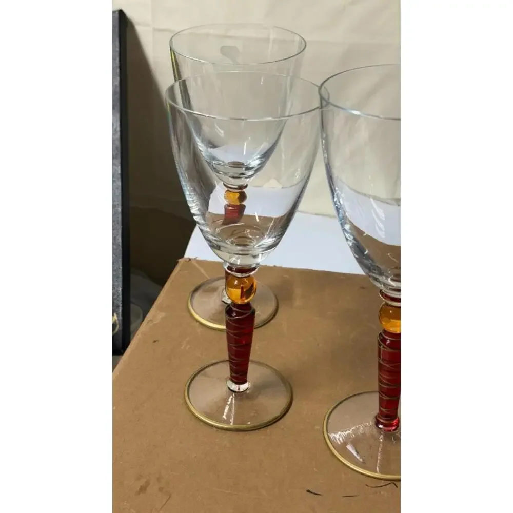 Set of 5 Handcrafted Amber Stem Wine Glasses‎ – 4 Matching + 1 Variant - Picture 12 of 16